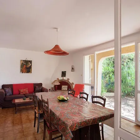 Cosy In Corse-du-sud Near Sea カルジェーズ